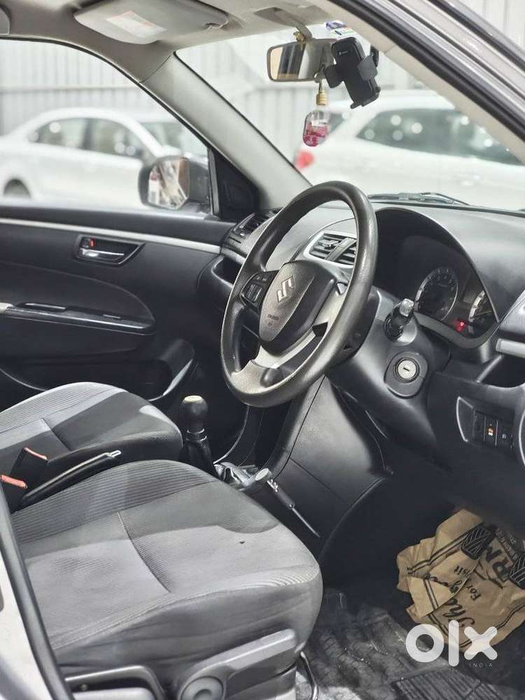 Maruti Suzuki Swift Vvt Zxi, 2012, Petrol