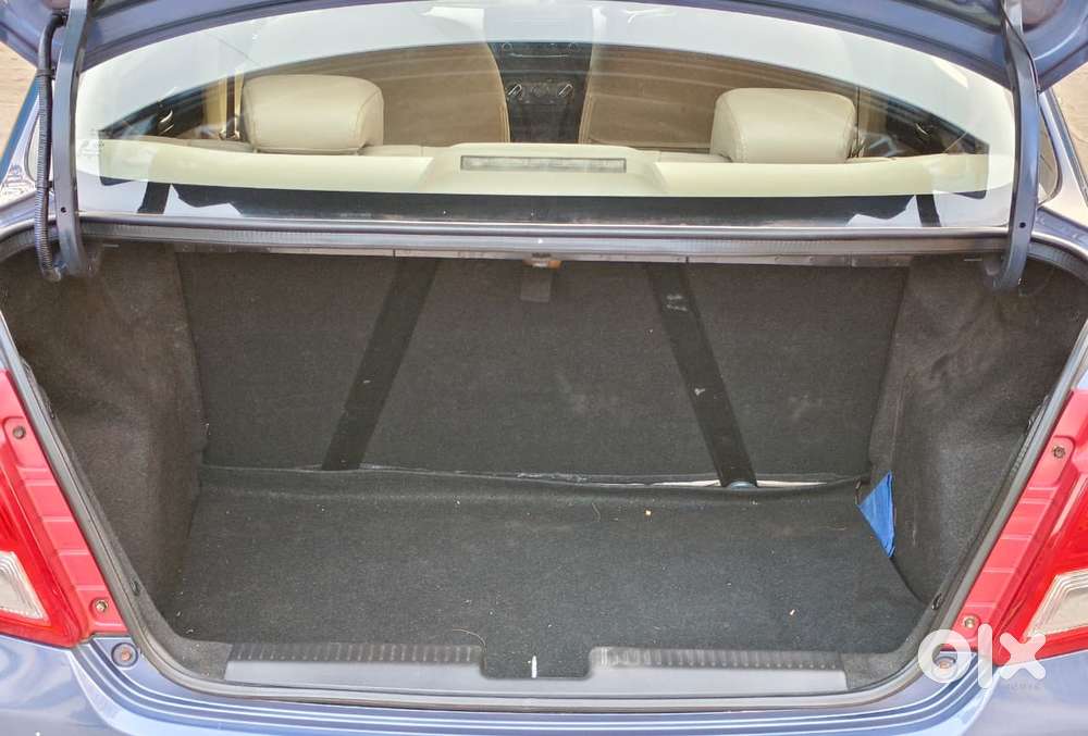 Maruti Suzuki Swift Dzire Vxi(o) At, 2017, Petrol