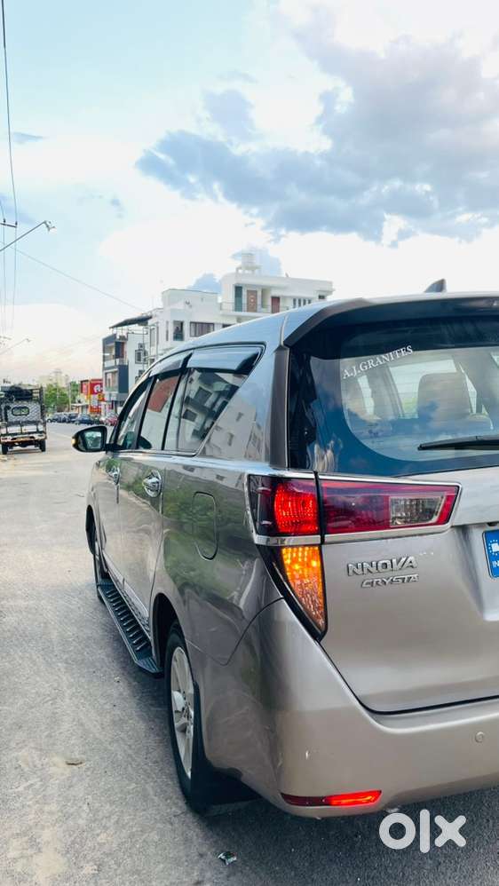 Toyota Innova Crysta 2016 2.4 Zx Mt 7str