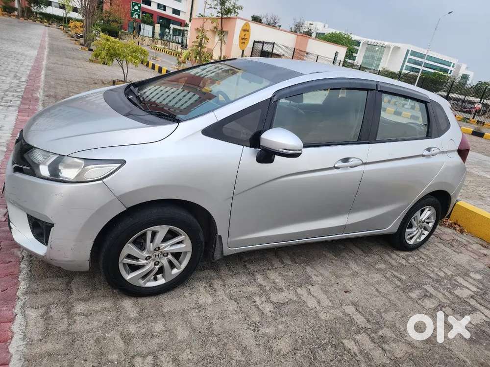 Honda Jazz 2016 Diesel Well Maintained