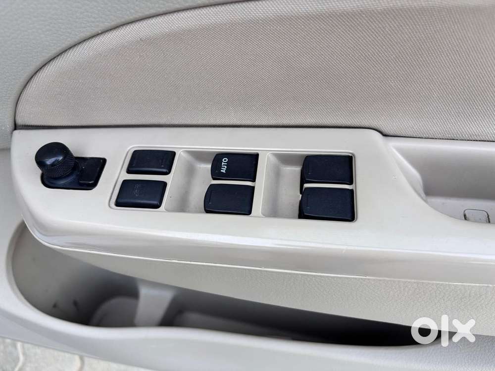 Maruti Suzuki Swift Dzire Vdi Bsiv, 2015, Diesel