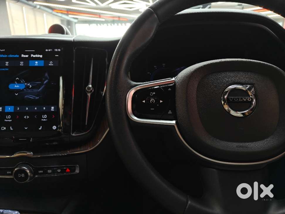 Volvo Xc60 2.0 B5 Ultimate, 2024, Petrol