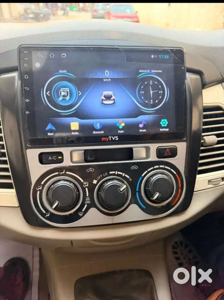 Toyota Innova 2013 Diesel 890000 Km Driven