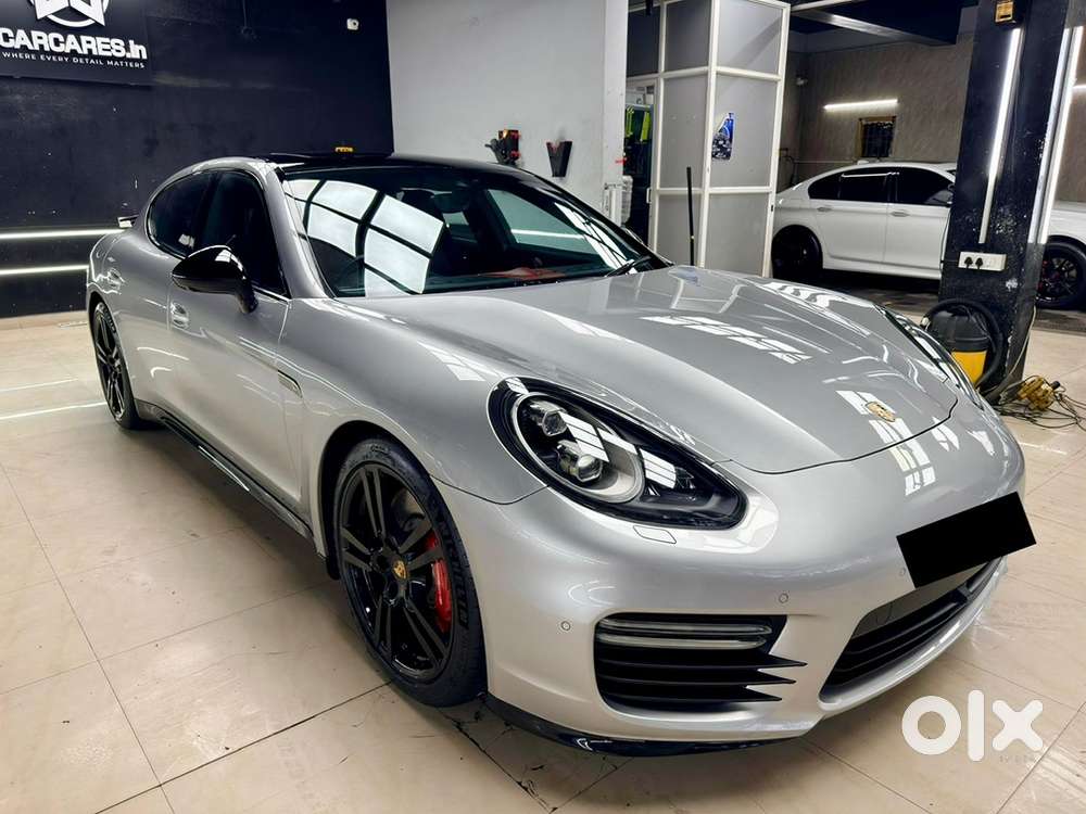 2014 Porsche Panamera Gts