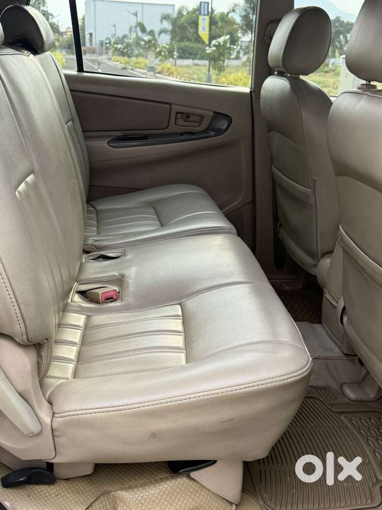 Toyota Innova 2004-2011 2.5 G4 Diesel 7-seater, 2007, Diesel