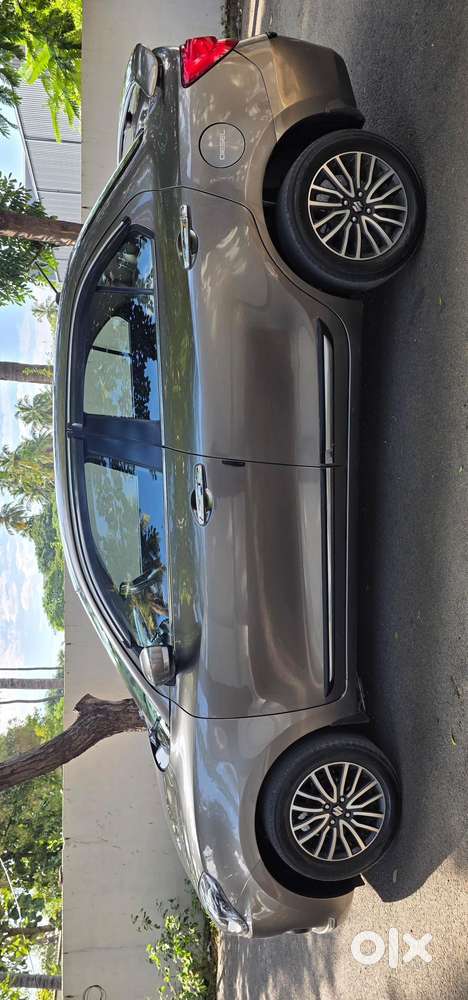 Maruti Suzuki Swift Dzire Zdi + Amt, 2017, Diesel