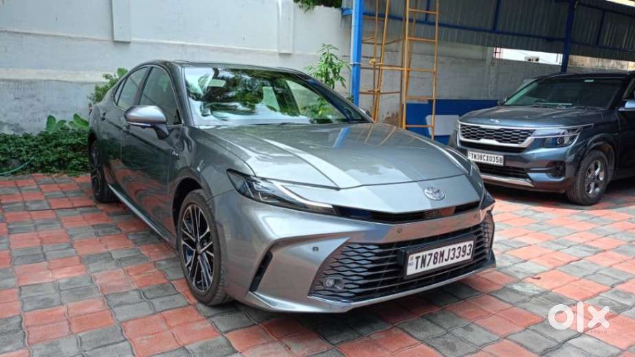Toyota Camry Hybrid, 2025, Petrol