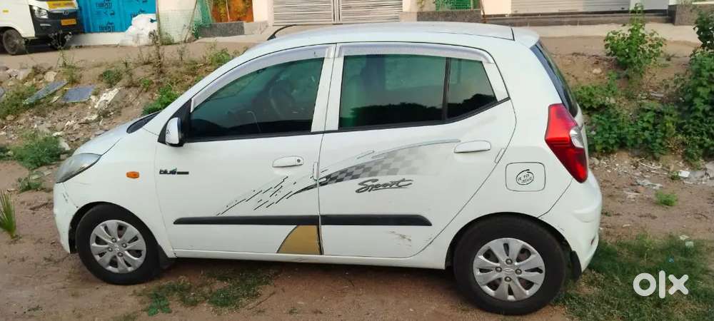Hyundai I10 2011/2012 Registration Lpg& Petrol 97500 Km Driven