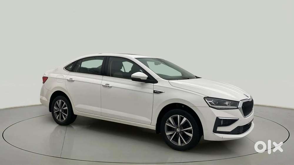 Skoda Slavia 1.0 Tsi Style At, 2022, Petrol