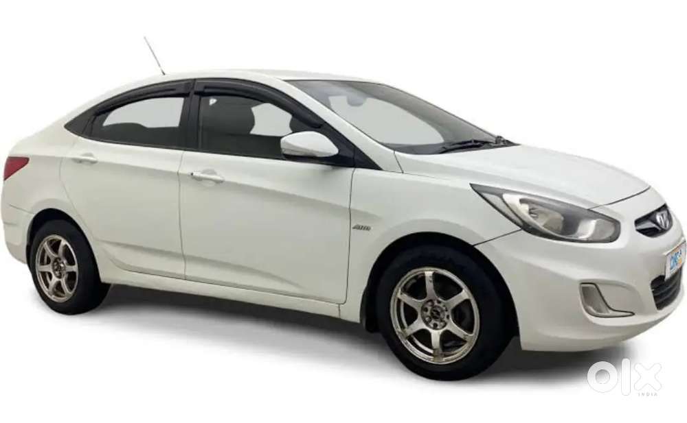 Kisi Ko Verna 2013 Ye 2014 Model Sell Korne Hai To Contact Kare