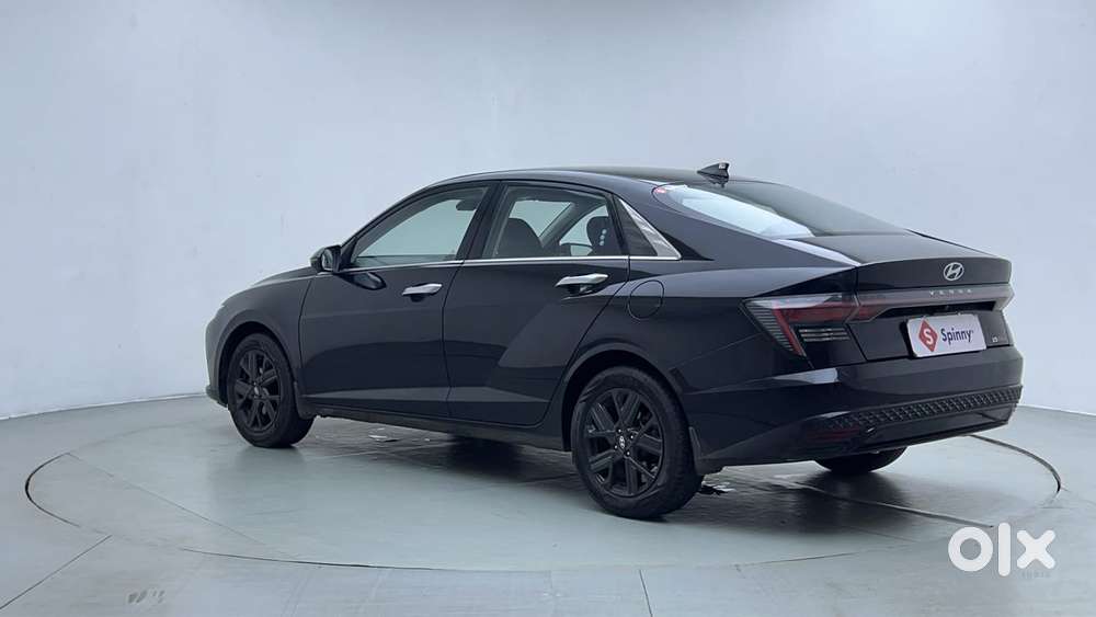 Hyundai Verna 1.5 Sx (o) Turbo Petrol Dct, 2023, Petrol