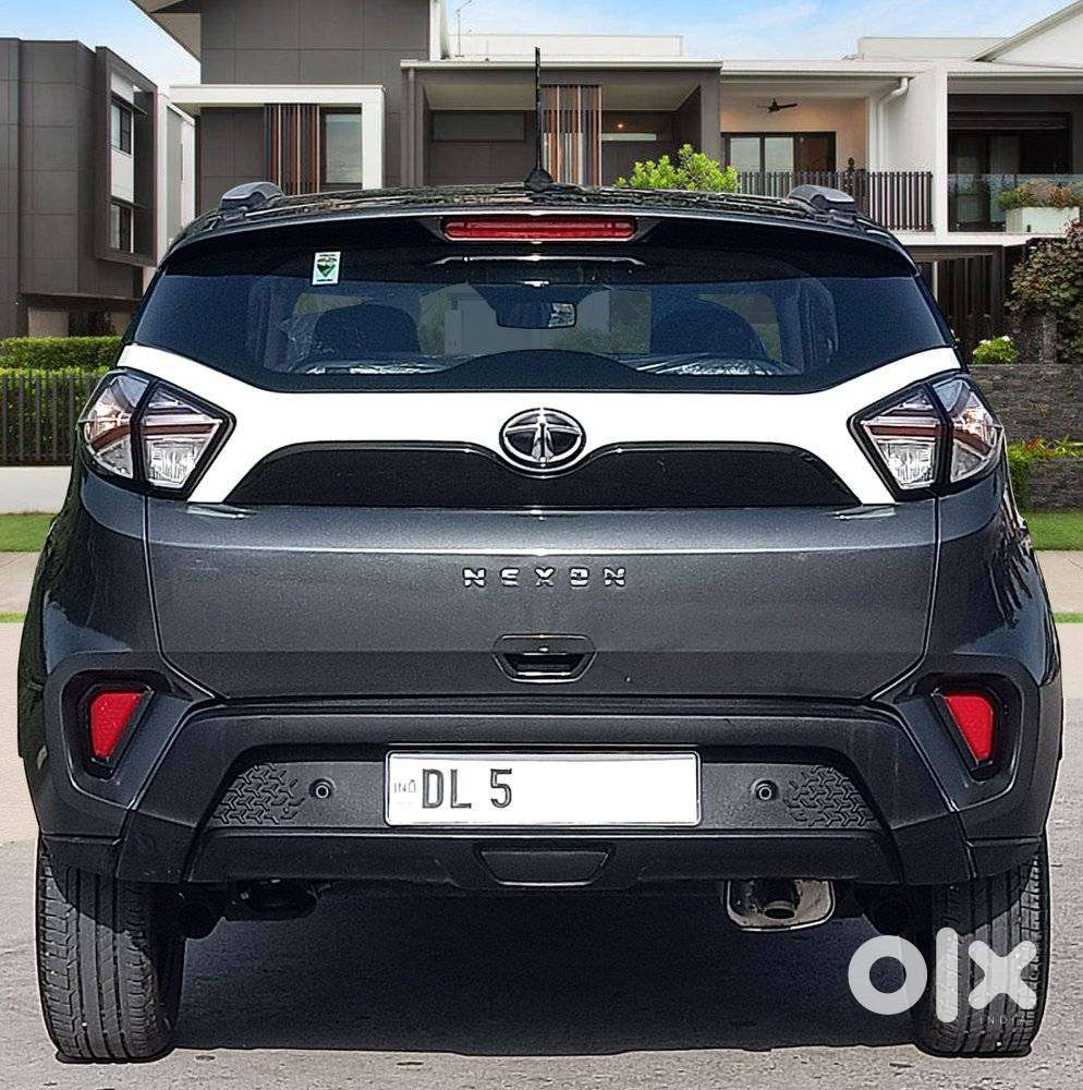 Tata Nexon 1.2 Revotron Xma Amt (s), 2023, Petrol