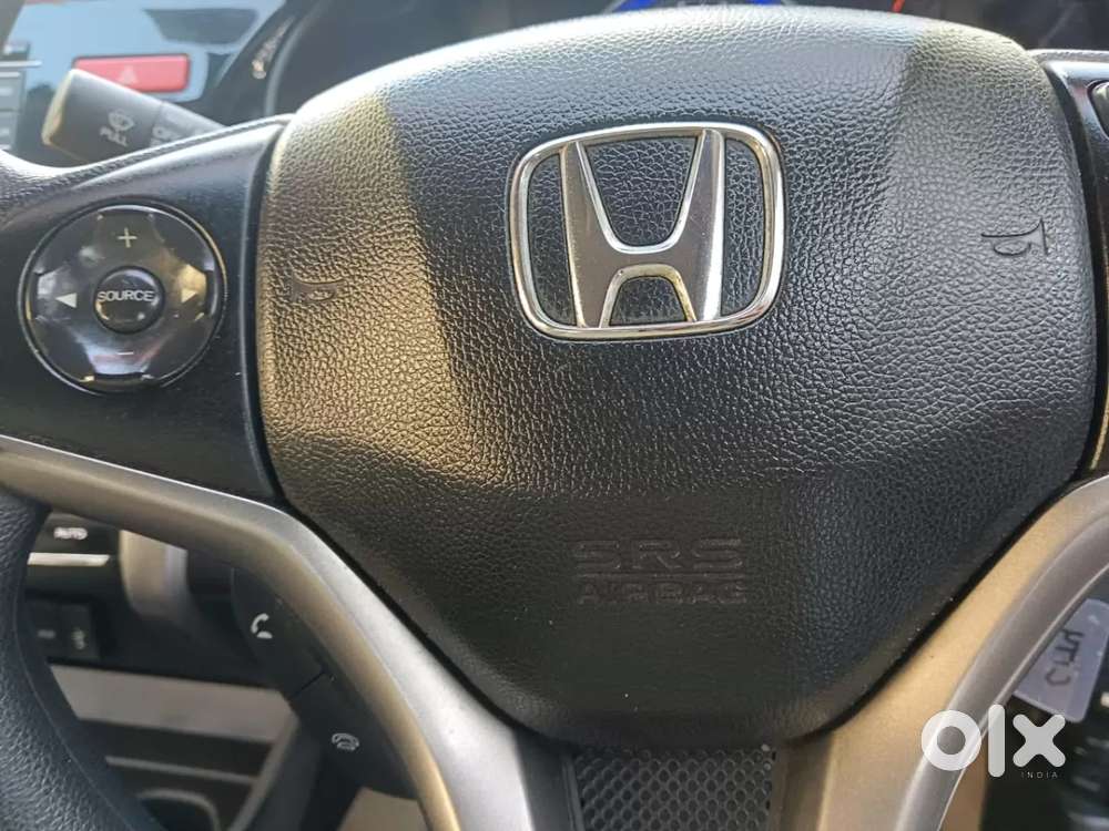 Honda City 1.5 V 4th Gen I-vtec Mt, 2015, Petrol