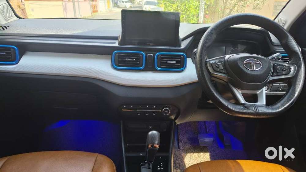 Tata Punch Creative Amt, 2021, Petrol
