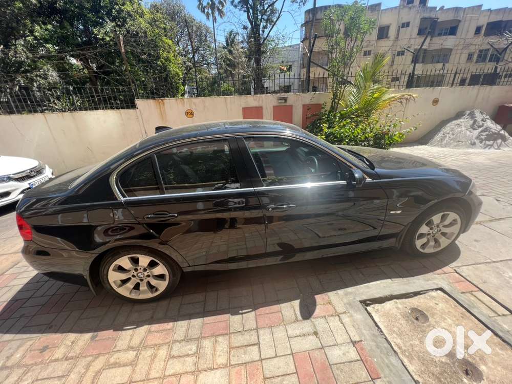 Beautiful Bmw 325i 6cylinder Petrol Automatic