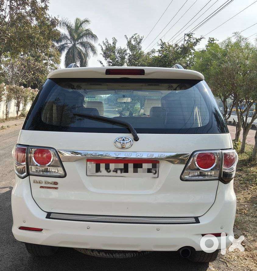 Toyota Fortuner 3.0 4x2 Automatic, 2013, Diesel