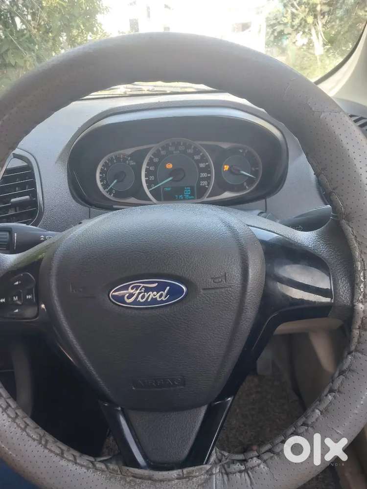 Ford Aspire Titanium Blu 2017