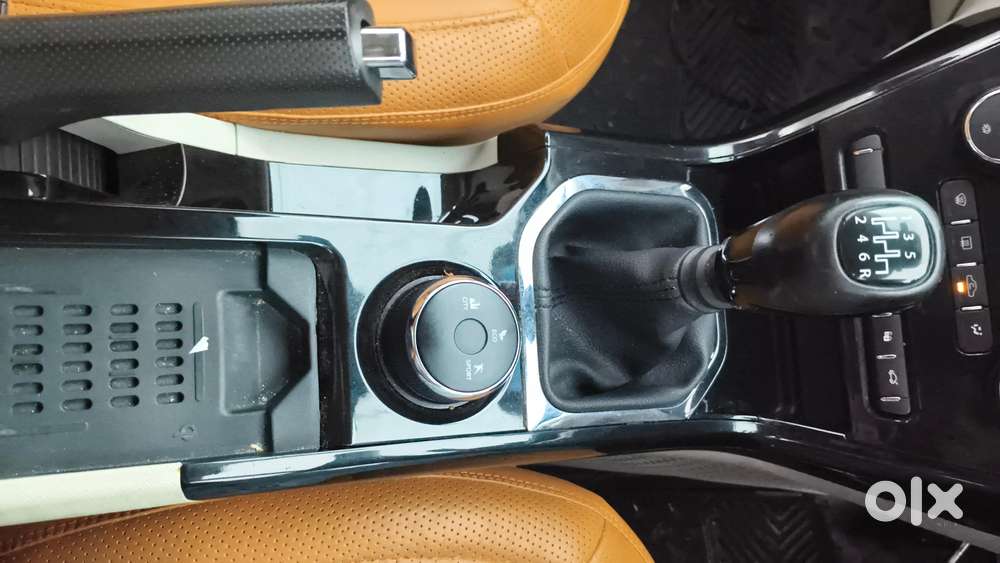 Tata Nexon Xz Plus Luxs, 2023, Petrol