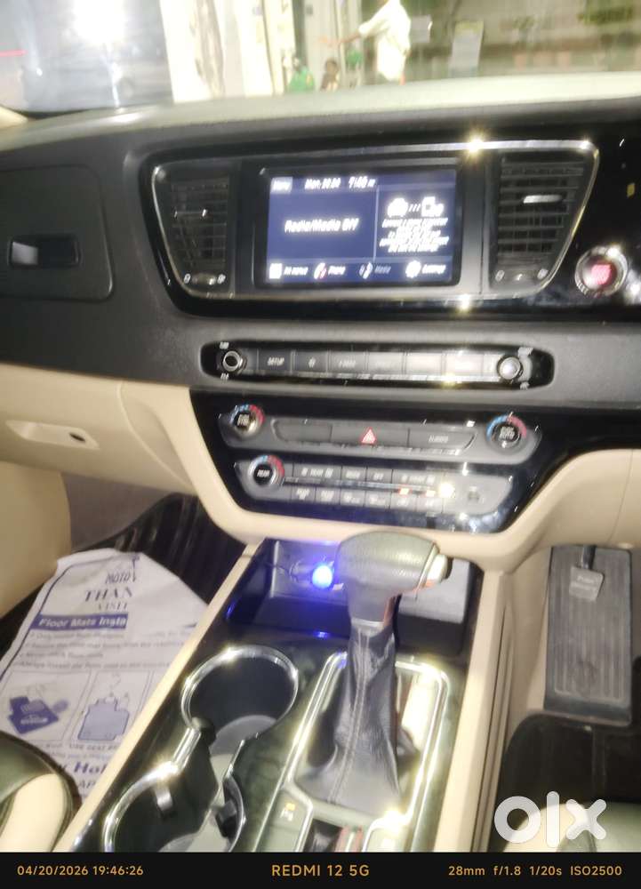 Kia Carnival Premium, 2020, Diesel