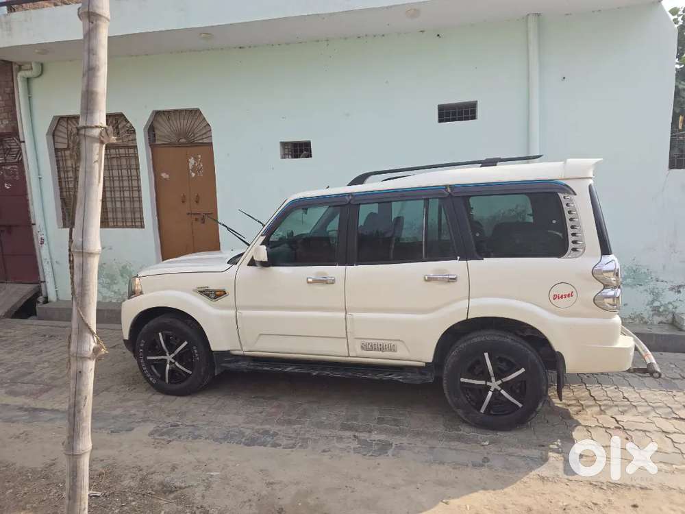 Mahindra Scorpio 2016 Diesel 135 Km Driven