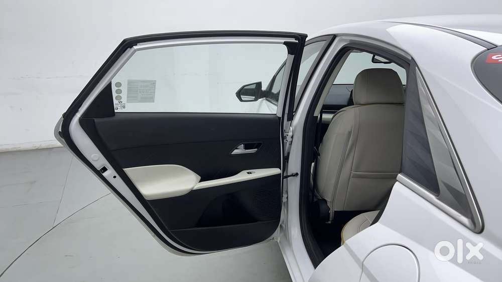 Hyundai Verna 1.5 Sx Petrol Mt, 2024, Petrol