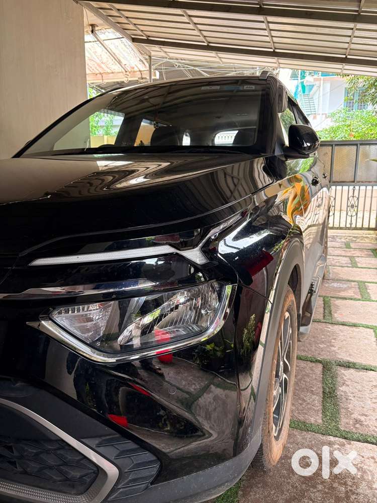 Kia Carens G 1.5 Prestige Plus Imt Petrol 2024