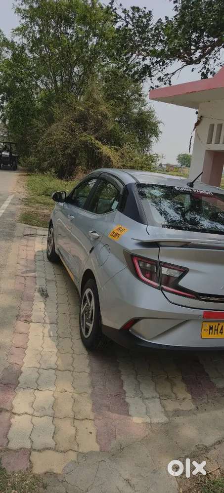 Hyundai Aura 2024 Cng & Hybrids 105000 Km Driven