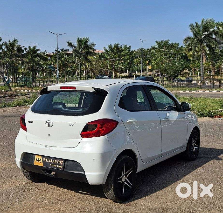 Tata Tiago 1.2 Revotron Xt, 2016, Cng & Hybrids