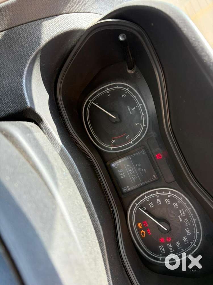 Maruti Suzuki Brezza 2016 Diesel Well Maintained