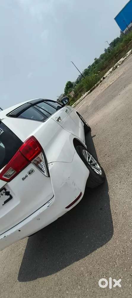 Toyota Innova Crysta 2.4 G Mt 7 Str, 2017, Diesel