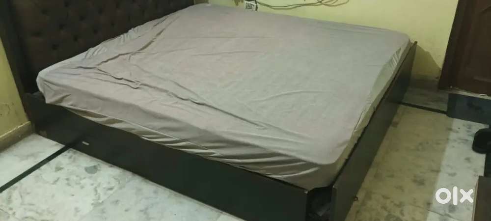 All furniture 2bed, 3almirah urgently sale due to we are shifting