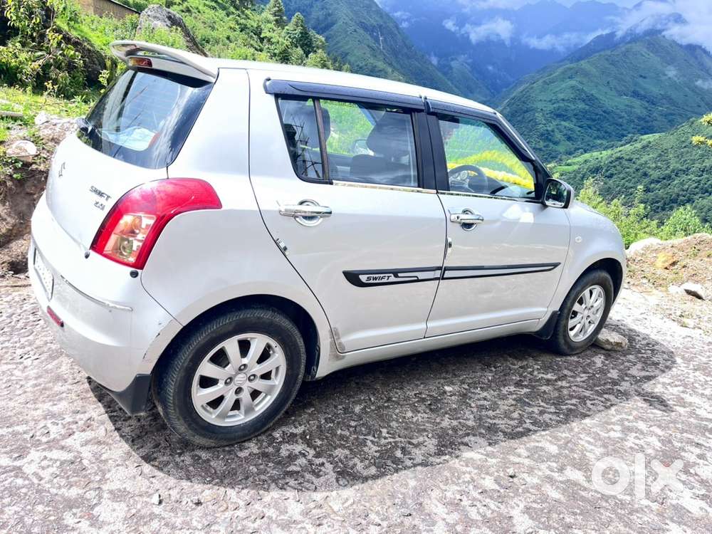Swift Zxi Top Model Petrol