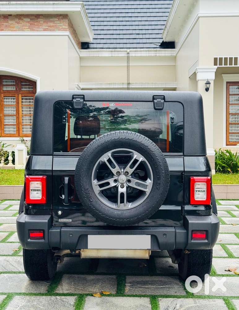 Mahindra Thar Petrol 2023