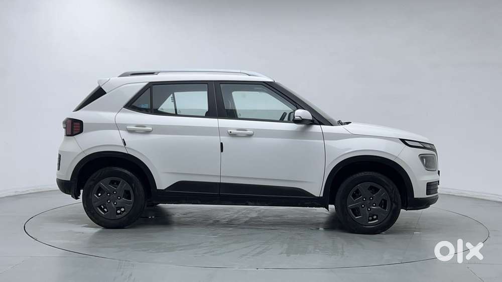 Hyundai Venue S 1.2 Petrol, 2023, Petrol