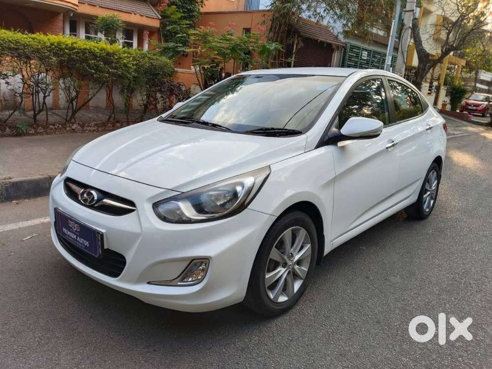Hyundai Verna Fluidic 1.6 Vtvt Sx Opt, 2013, Petrol