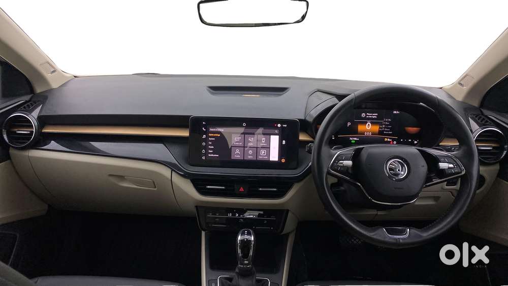 Skoda Slavia 1.0 Tsi Style At, 2023, Petrol