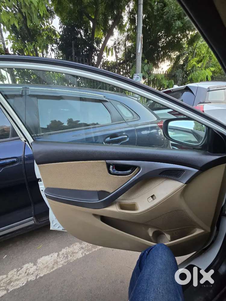 2015 Hyundai Elantra At