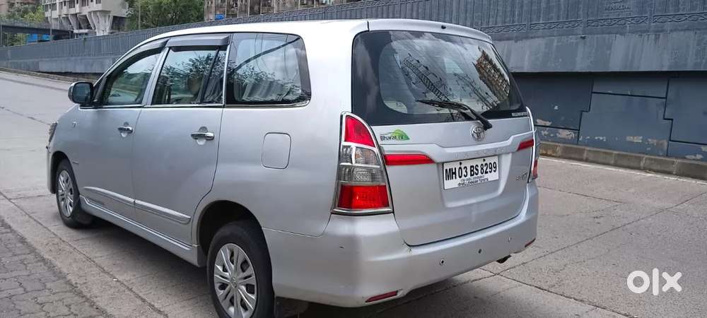Toyota Innova 2.5 G (diesel) 8 Seater Bs Iv, 2015, Diesel