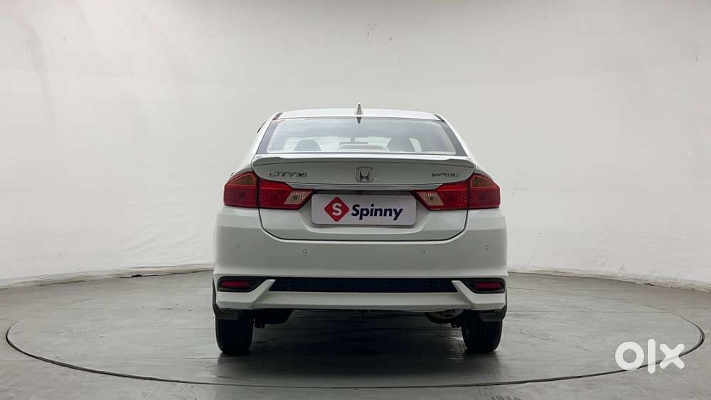Honda City 1.5 V 4th Gen I-vtec Mt, 2022, Petrol
