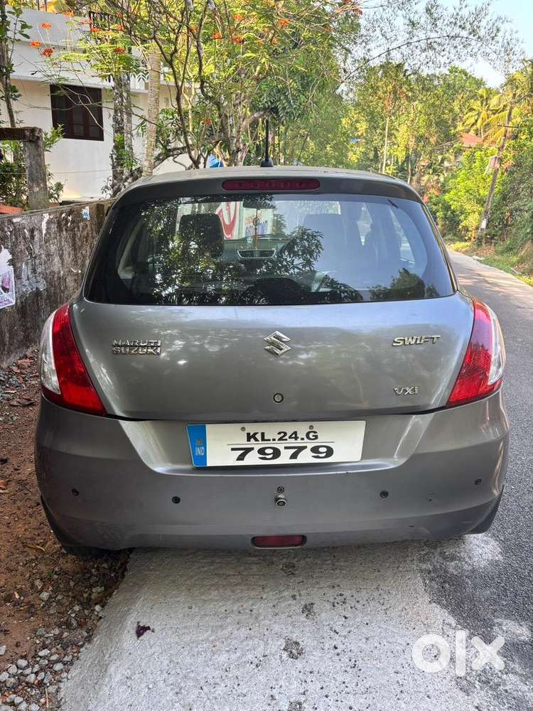 Maruti Suzuki Swift 2013 Petrol 125000 Km Driven