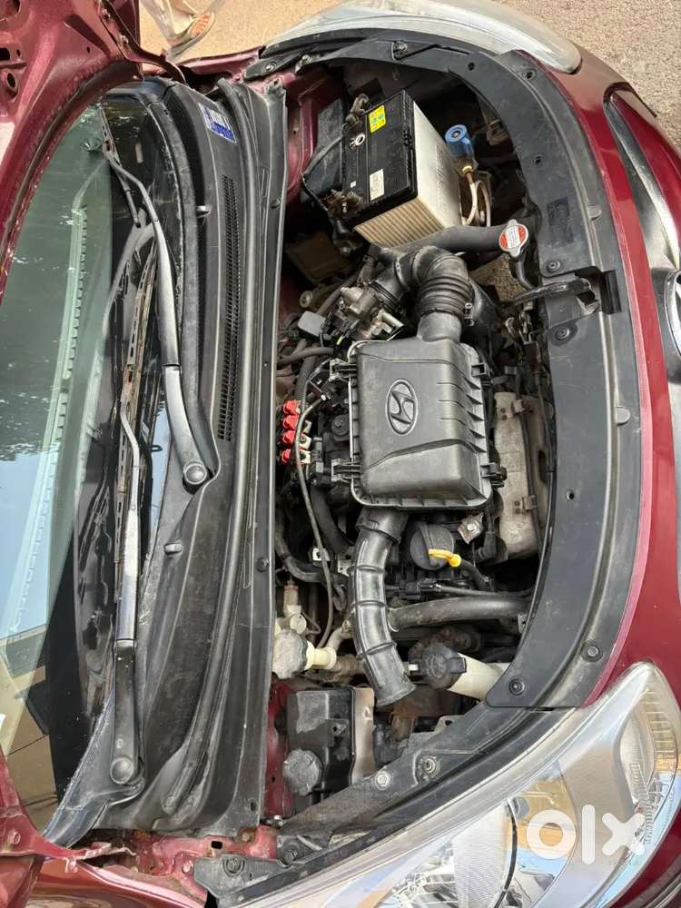 Hyundai I10 1.1 Era 2015 Petrol/cng On Paper Good Engine Good Ac