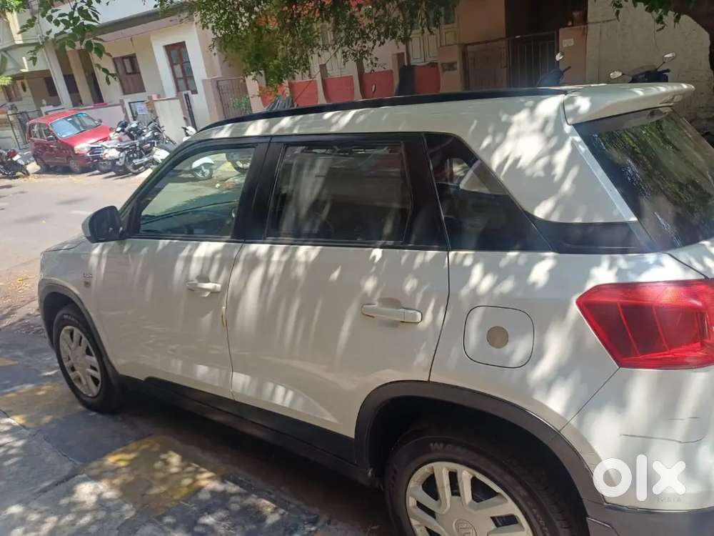Maruthi Breeza Car 2016