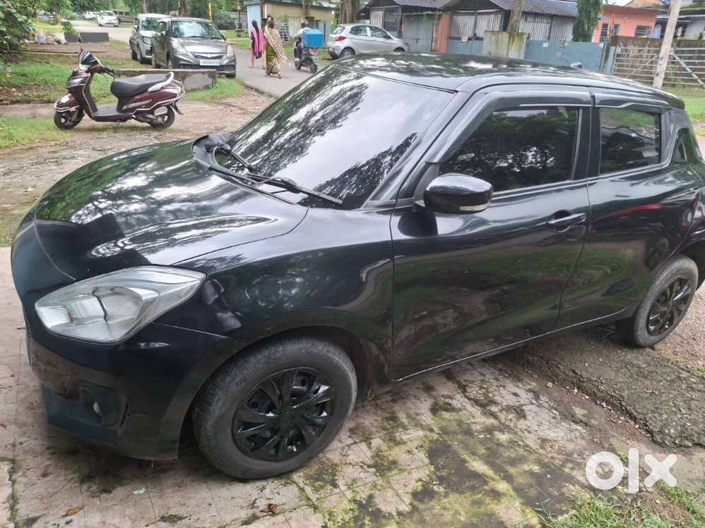 Maruti Suzuki Swift Vxi 1.2 Abs Bs-iv, 2018, Petrol