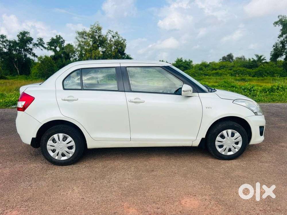 Maruti Suzuki Swift Dzire 1.2 Vxi Bsiv, 2014, Petrol