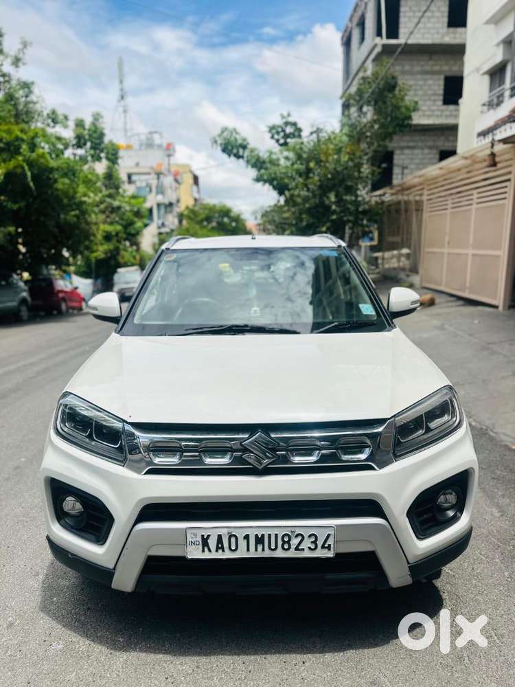 Maruti Suzuki Brezza 1.5 Zxi Smart Hybrid Dual Tone, 2020, Petrol