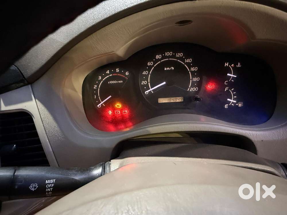 Toyota Innova 2004-2011 2.5 V Diesel 8-seater, 2008, Diesel