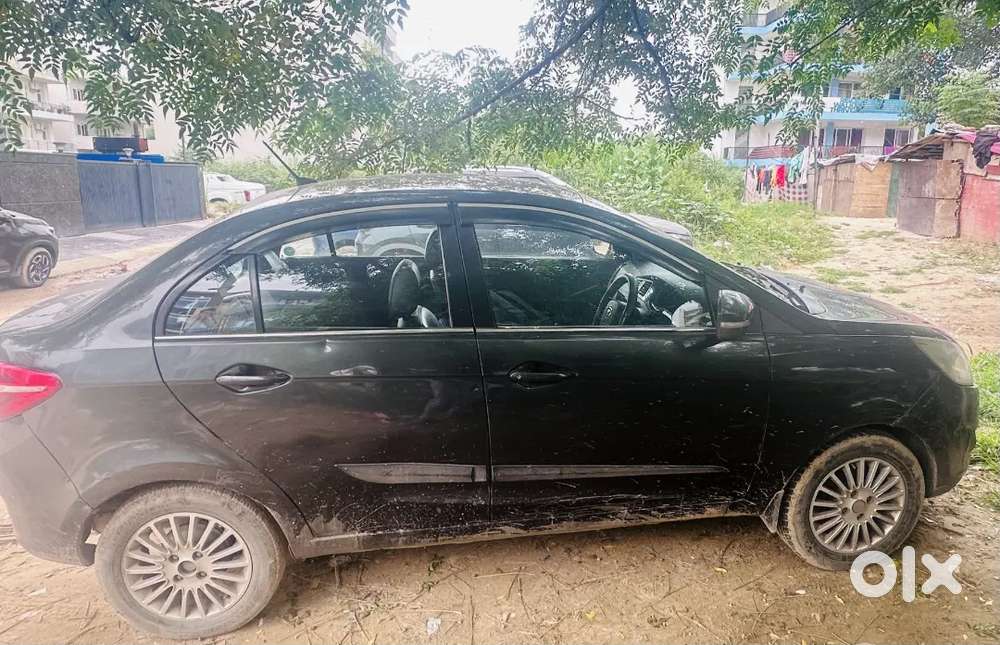 Tata Zest  Excellent Condition  Alloys + Music System + Bass Tube