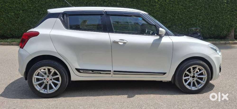 Maruti Suzuki Swift Vxi Optional, 2020, Cng & Hybrids