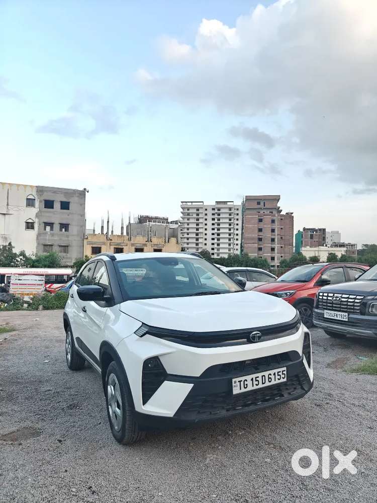 Tata Nexon Pure S Diesel Amt 2024  4,600 Km  Negotiable