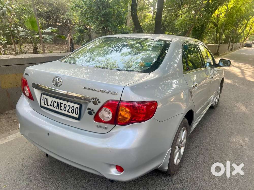 Toyota Corolla Altis 1.8 J, 2011, Petrol
